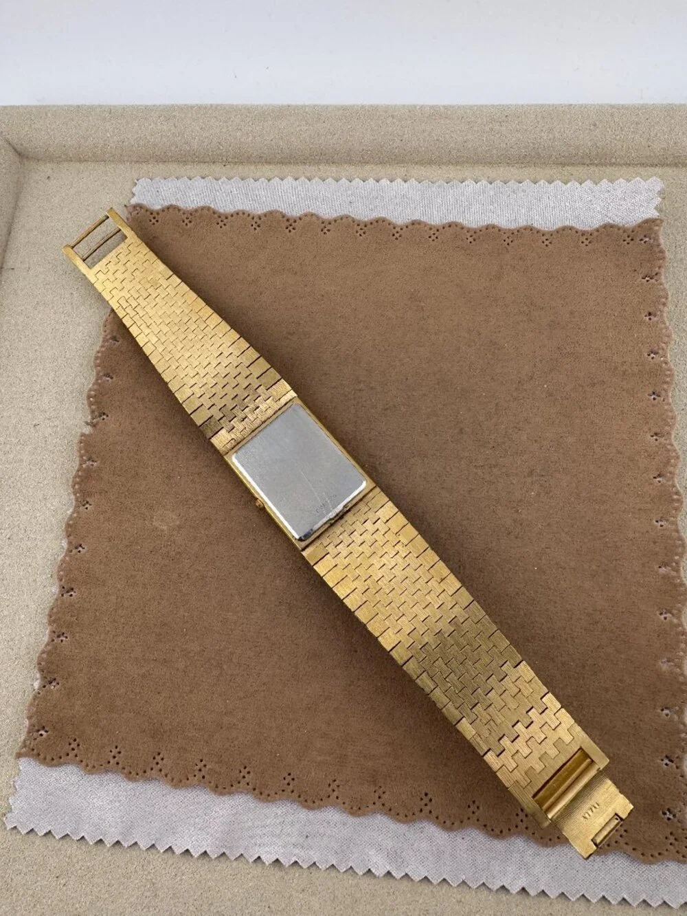N/A enamel has fitted